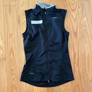 Nike Black and Gray Sleeveless Dri Fit vest